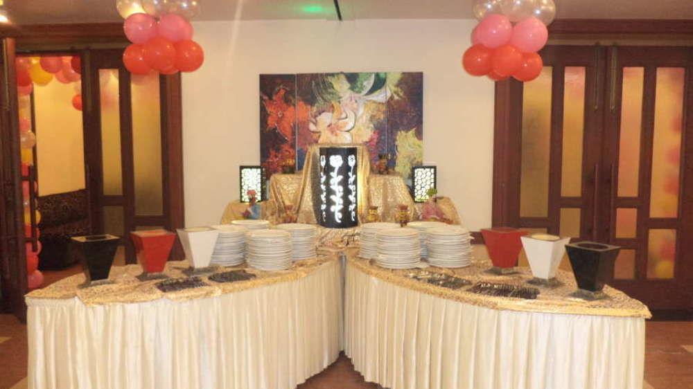 Vishwaratna Hotel Guwahati Exterior foto